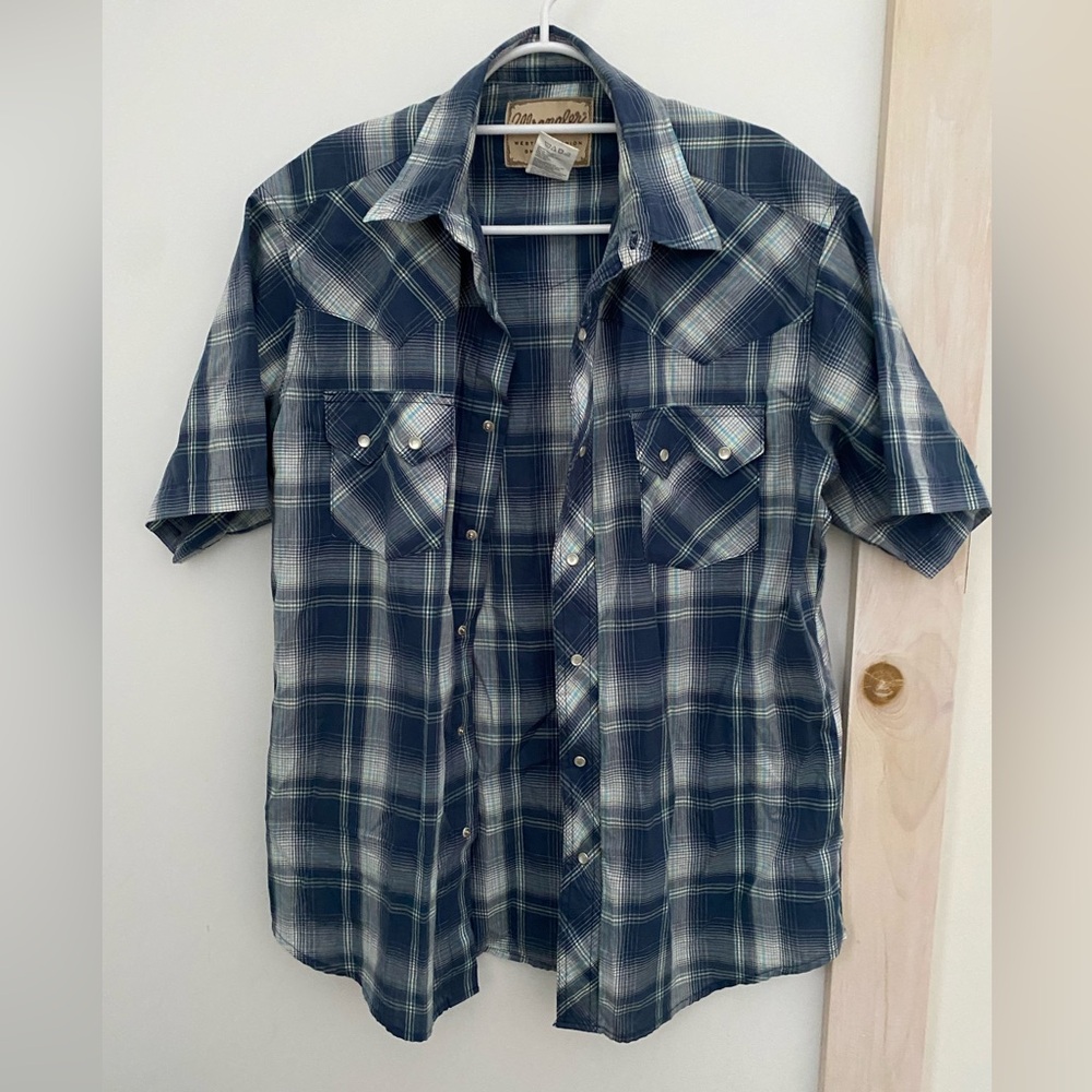 Wrangler Mens Blue Plaid Shirt Sz. M